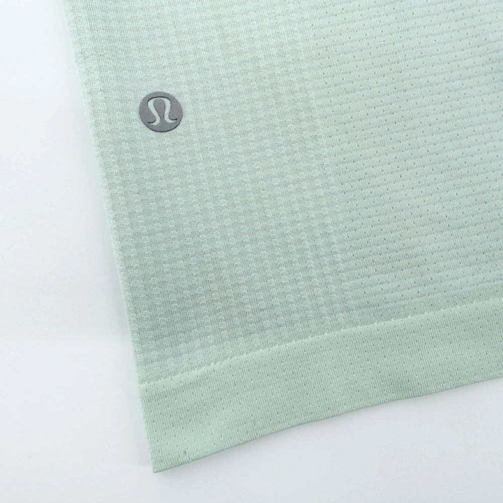 Lululemon Shirt Mens Large Green Short Sleeve Metal Vent Tech Workout Gym Logo - Picture 3 of 7